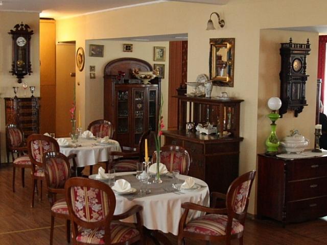 Hotel I Restauracja Chopin Жары Экстерьер фото